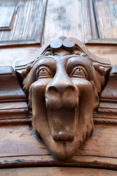 Staré Dřevěné Dveře Podél Přes Giannone Miláně Lombardie Itálie Detail — Stock fotografie
