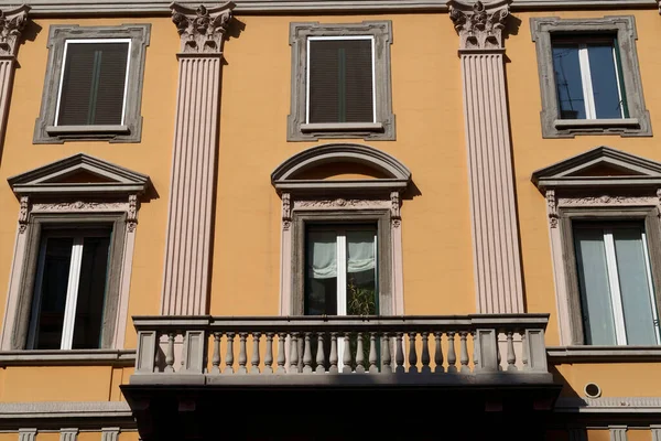 Old Residential Palace Della Moscova Milan Lombardy Italy Balcony — Stock Photo, Image