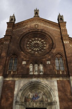 Milan, Lombardiya, İtalya: Ortaçağ San Marco Kilisesi cephesi