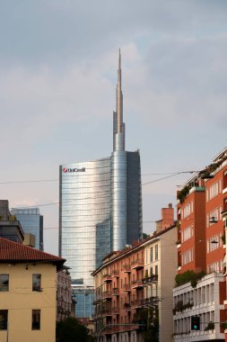 Via San Marco ve modern Porta Nuova binaları Milano, Lombardy, İtalya