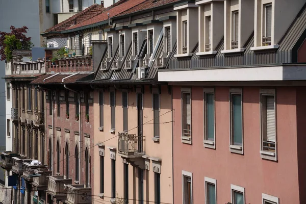 Mediolan Lombardia Włochy Stare Typowe Budynki Mieszkalne Wzdłuż Piero Della — Zdjęcie stockowe