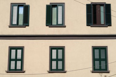 Pasubio, Milan, Lombardy, İtalya üzerinden tarihi bina