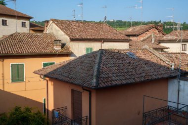 Godiasco, Oltrepo Pavese 'deki eski kasaba, Pavia, Lombardy, İtalya