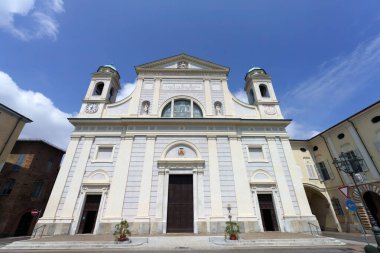Tortona 'nın tarihi katedrali, Alessandria ili, Piedmont, İtalya