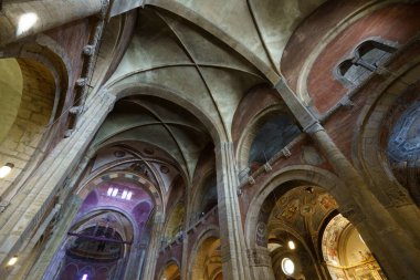 Pavia, Lombardy, İtalya 'daki ortaçağ San Michele Maggiore kilisesi.