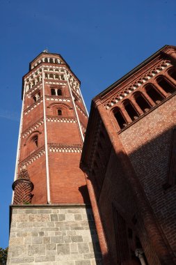 Milano 'daki San Gottardo Kilisesi, Lombardy, İtalya, meşhur çan kulesiyle