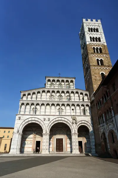 Lucca, Tuscany, İtalya, Ortaçağ Binası.