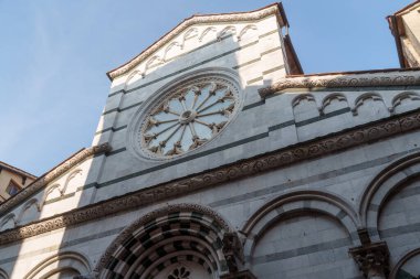 Lucca, Tuscany, İtalya 'nın tarihi binalarının dışında.