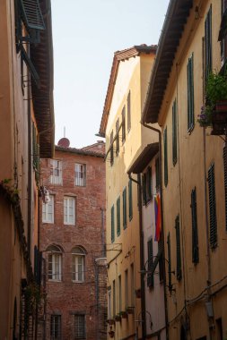 Lucca, Tuscany, İtalya 'nın tarihi binalarının dışında.