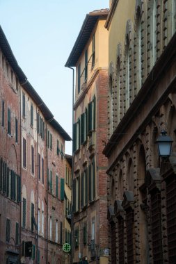 Lucca, Tuscany, İtalya 'nın tarihi binalarının dışında.
