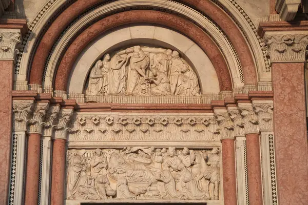 Außenansicht Des Doms Von Lucca Toskana Italien Mittelalterliches Gebäude — Stockfoto