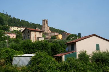 Pieve di Compito, Lucca, Tuscany, İtalya yakınlarındaki kırsal köy, yazın.