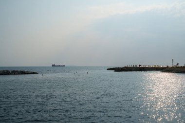 Livorno, Tuscany, İtalya 'daki Tirreno sahili, yazın.