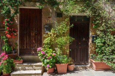 Pitigliano, İtalya 'nın Toskana eyaletinde tarihi bir kasaba.