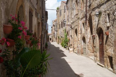 Pitigliano, İtalya 'nın Toskana eyaletinde tarihi bir kasaba.