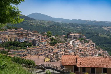 Muro Lucano 'nun manzarası, Potenza ilinin eski bir kasabası, Basilicata, İtalya
