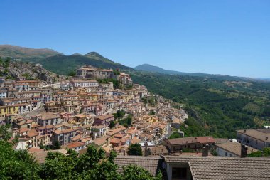 Muro Lucano 'nun manzarası, Potenza ilinin eski bir kasabası, Basilicata, İtalya