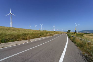 Yazın Muro Lucano 'dan Potenza, İtalya' ya Basilicata 'da manzara