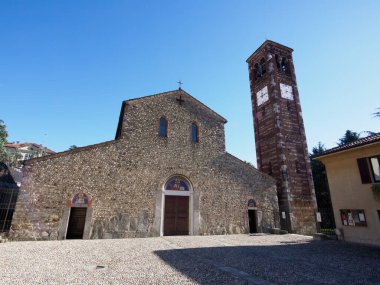 Ortaçağ SS kilisesi. Pietro e Paolo, Agliate, Monza Brianza ili, Lombardy, İtalya