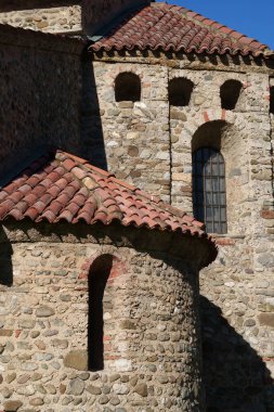 Ortaçağ SS kilisesi. Pietro e Paolo, Agliate, Monza Brianza ili, Lombardy, İtalya