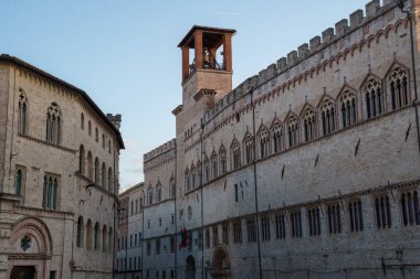 Perugia, Umbria bölgesinin tarihi binaları: Palazzo dei Priori