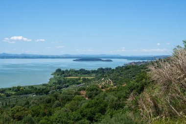 Trasimeno Gölü yazın Passignano yakınlarında, Perugia, Umbria, İtalya