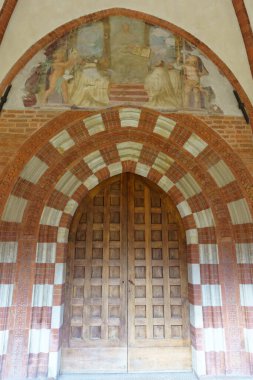 Piacenza ilindeki Chiaravalle della Colomba Ortaçağ Manastırı, Emilia-Romagna, İtalya