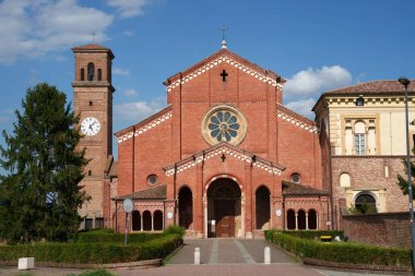 Piacenza ilindeki Chiaravalle della Colomba Ortaçağ Manastırı, Emilia-Romagna, İtalya