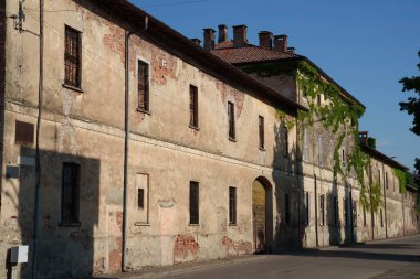 Lodi eyaletindeki Senna Lodigiana 'daki eski kır evi, Lombardy, İtalya