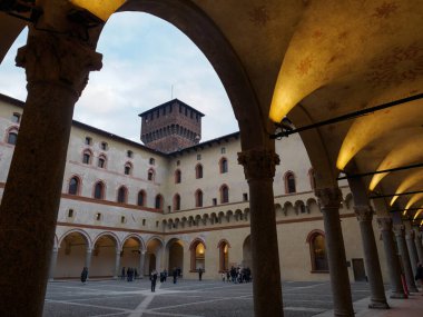 Castello Sforzesco, Milano 'da ortaçağ kalesi, Lombardiya, İtalya