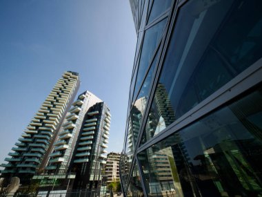 Porta Nuova, Milan, Lombardy, İtalya 'daki modern binalar