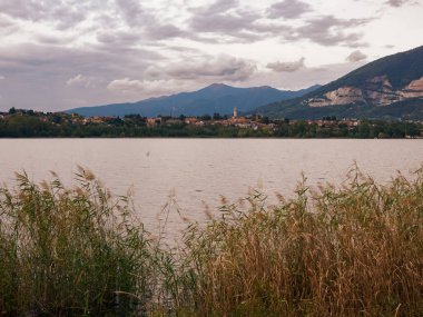 Oggiono yakınlarındaki Annone Gölü, Lecco, Lombardy, İtalya