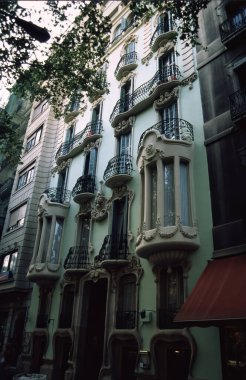 Barcelona, Katalunya, İspanya 'nın modern evleri
