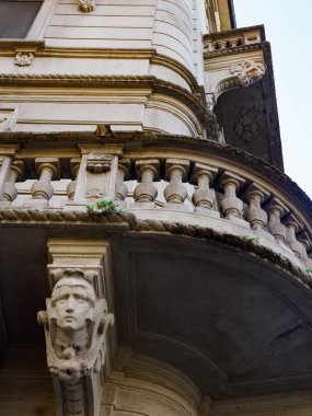 Telemaco Signorini üzerinden tarihi konut binası ve Milan, Lombardy, İtalya 'daki Teodorico kasabası.