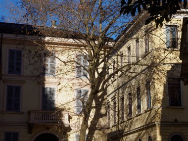 Circo boyunca eski binalar, tarihi Milano caddesi, Lombardy, İtalya