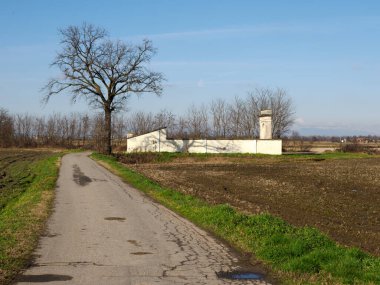 Tainate ve Noviglio yakınlarındaki kırsal alan, Milan, Lombardy, İtalya, kışın