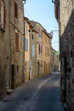 Sisteron (Alpes.de.Haute-Provence, Provence-Alpes-Cote d'Azur, Fransa): tipik eski sokak