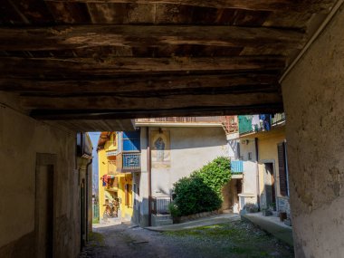 Ravellino, Colle Brianza 'daki eski köy, Lecco ili, Lombardy, İtalya