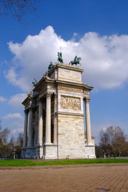 Milano, Lombardiya, İtalya 'da Arco della Pace olarak bilinen tarihi kemer.