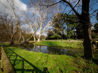 Parco Sempione, İtalya 'nın Milano kentindeki tarihi park, Mart ayında