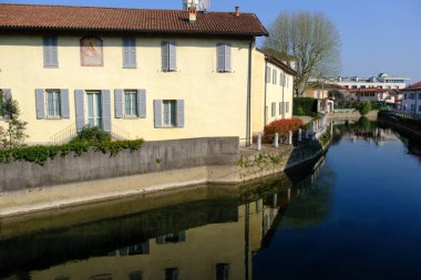 Martesana kanalı boyunca eski binalar Gorgonzola, Milan, Lombardy, İtalya