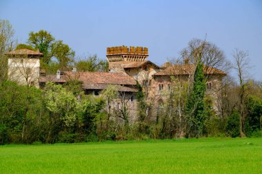 Marne, Brembate yakınlarındaki tarihi köy, Bergamo ili, Lombardy, İtalya, baharda