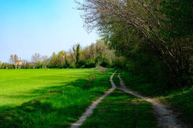 Marne, Brembate yakınlarındaki tarihi köy, Bergamo ili, Lombardy, İtalya, baharda