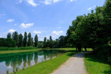 Parco Nord, Milano, Lombardy, İtalya 'daki halk parkı Mayıs ayında.