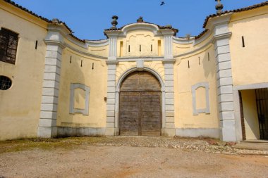 Ozzero, Milan, Lombardy, İtalya 'nın tarihi kalesi