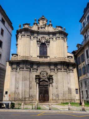 Milano, Lombardiya, Taly 'deki Coptic Ortodoks San Marco Kilisesi' nin dışı.