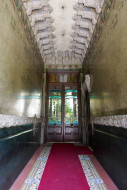 Casa Campanini girişi, Via Vincenzo Bellini boyunca uzanan tarihi saray Milano, Lombardy, İtalya