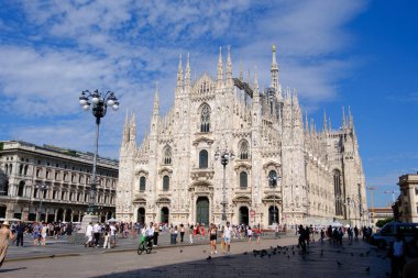 Milano, Lombardiya, İtalya: Piazza del Duomo olarak bilinen meydan ve gotik katedral