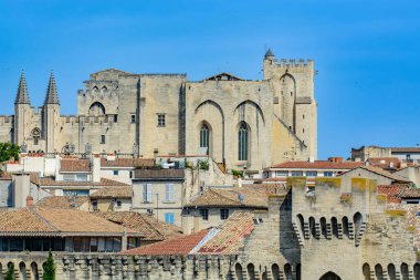 Avignon (Vaucluse, Provence-Alpes-Cote d'Azur, Fransa): ortaçağ duvarları