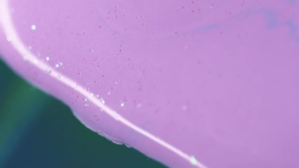 Glitter Fluid Paint Flow Enamel Drip Defocused Shiny Shimmering Purple — Stock Video